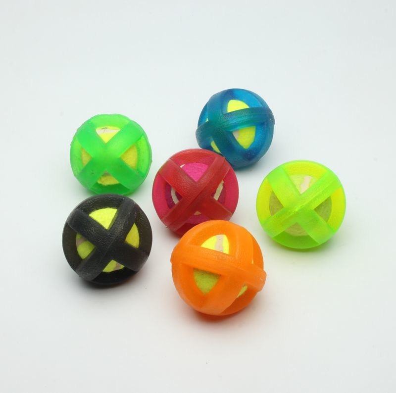 Color Mix Durable TPR Dog Toy Large Plastic Toy Balls ODM Services